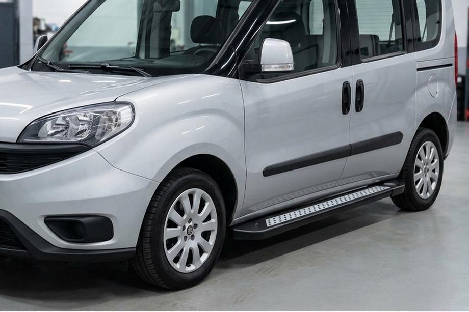 Opel Combo 2012-2018 Side Steps New Vision Black (2 pcs, Aluminum) Maxi Base Image