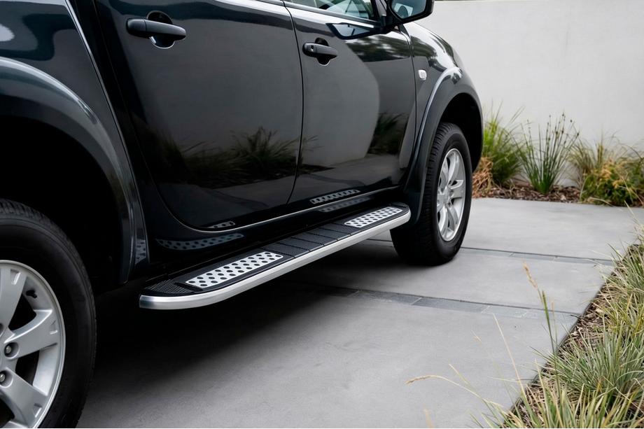 Fiat Fullback 2016- Side Steps Tayga V2 (2 pcs, Aluminum) Image