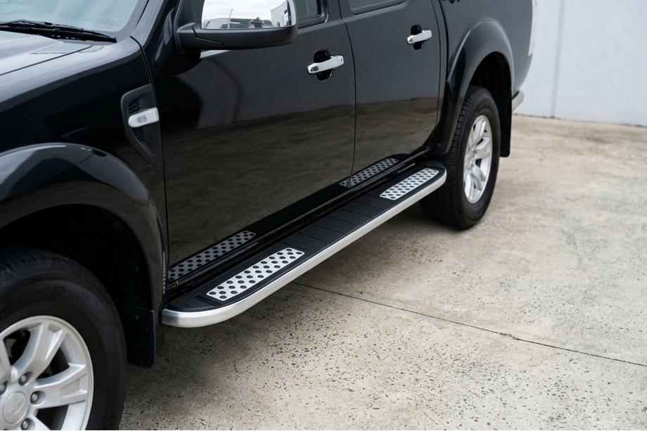 Ford Ranger 2007-2011 Side Steps Tayga V2 (2 pcs, Aluminum) Image