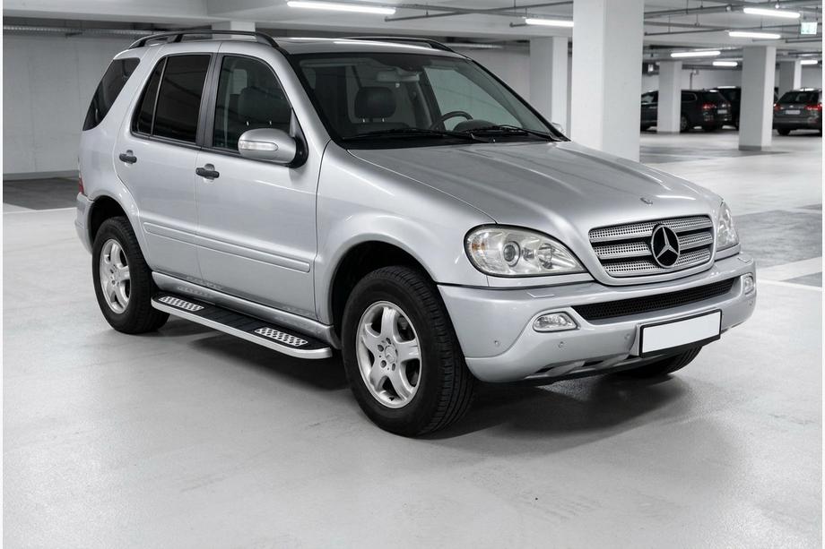 Mercedes ML W163 1997-2005 Side Steps Tayga V2 (2 pcs, Aluminum) Image