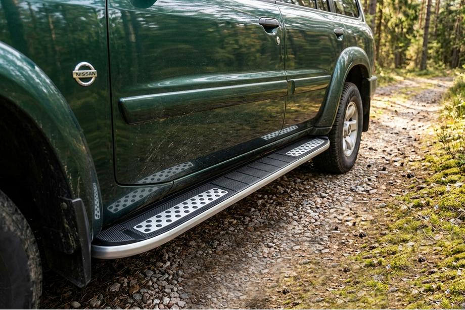 Nissan Patrol Y61 1997-2011 Side Steps Tayga V2 (2 pcs, Aluminum) Photo 1