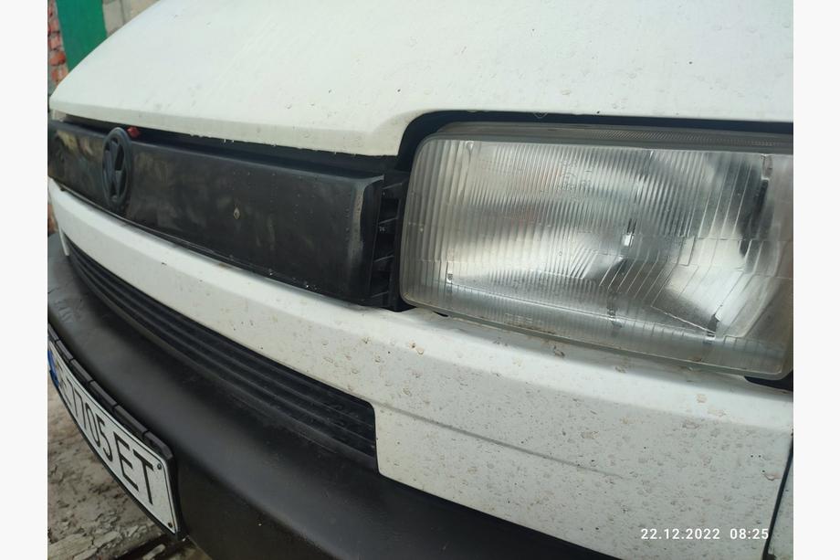 Volkswagen T4 Transporter 1990-2003 Winter front grille cover Matte for slanted front Photo 4