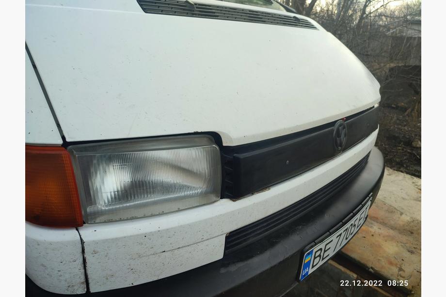 Volkswagen T4 Transporter 1990-2003 Winter front grille cover Matte for slanted front Photo 5