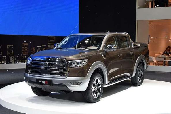 Overview of mid-size pickup truck Great Wall Pao