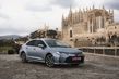 Hybrid sedan Toyota Corolla photo 1