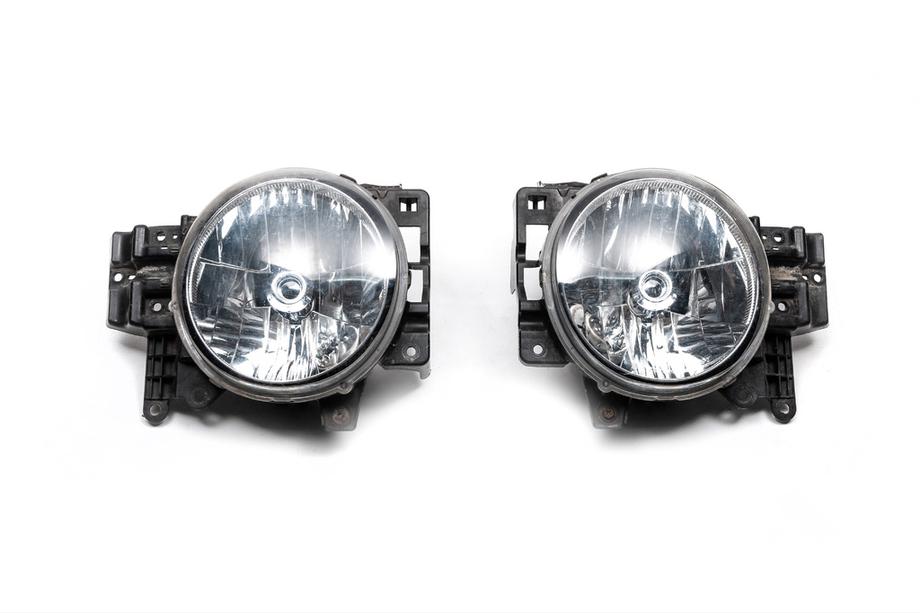 Toyota FJ Cruiser 2006-2022 Front headlight used (price per unit, original in excellent condition) Image