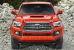 Overview of mid-size pickup Toyota Tacoma photo 2