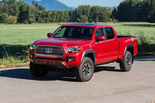 Overview of mid-size pickup Toyota Tacoma