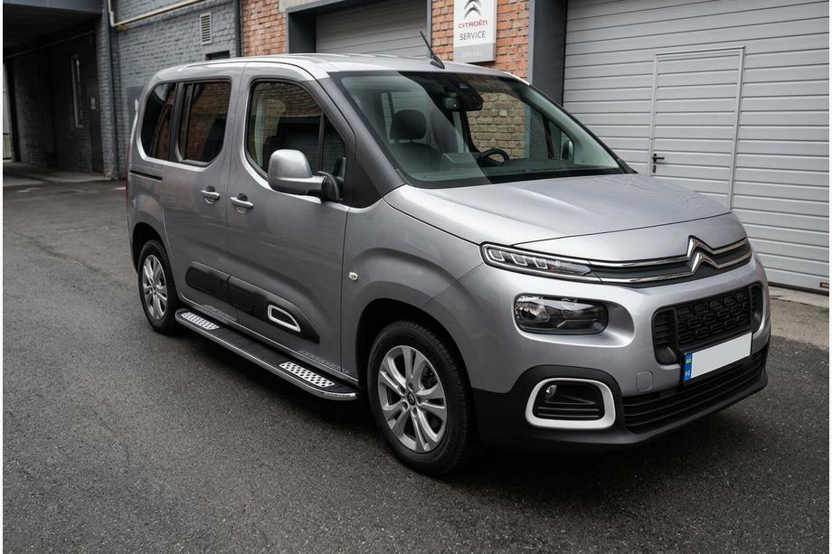 Citroen Berlingo/Multispace 2018- Side Steps Tayga V2 (2 pcs, Aluminum) Image