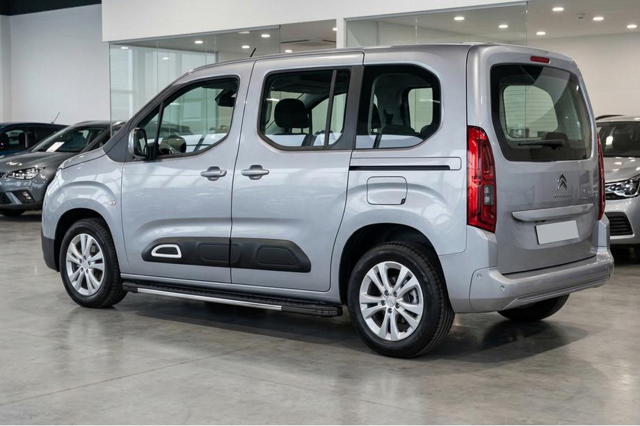 Citroen Berlingo/Multispace 2018- Side Steps Bosphorus Grey (2 pcs, Aluminum) Image