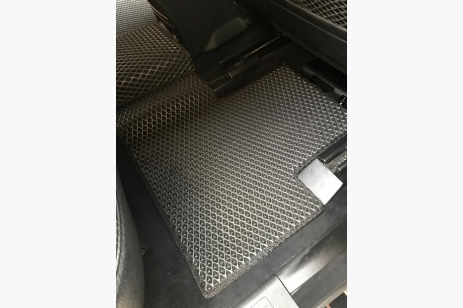 Mercedes ML W164 2005-2011 EVA Floor Mats (black) Photo 5