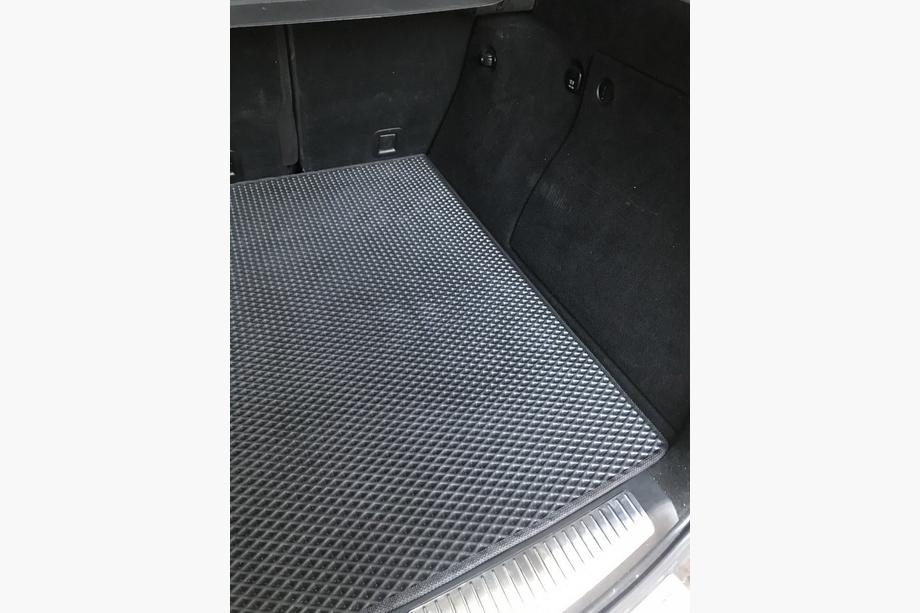 Mercedes ML W164 2005-2011 Trunk Mat (EVA, Black) Photo 2