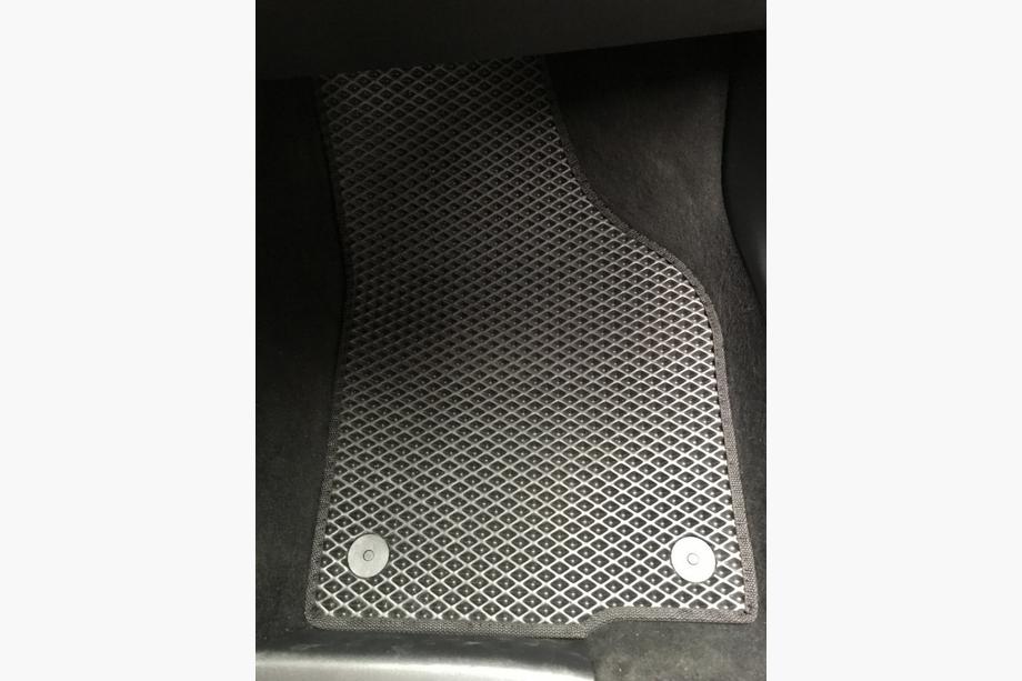 Volkswagen Tiguan 2007-2016 EVA Floor Mats (black) Photo 2