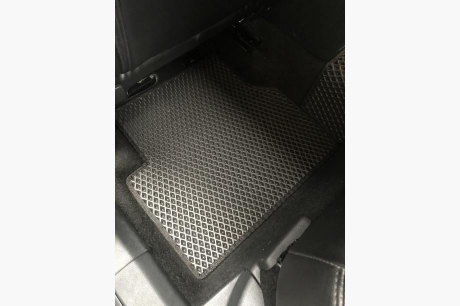 Volkswagen Tiguan 2007-2016 EVA Floor Mats (black) Photo 3