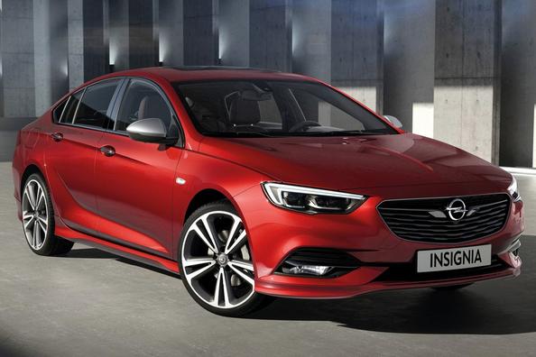 Browse mid-size liftback Opel Insignia Grand Sport