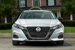 Mid-size sedan Nissan Altima the sixth embodiment photo 2
