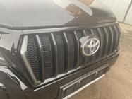 Toyota Land Cruiser Prado 150 2009-2023 Grille 2017↗ LED (Zeus Black, with Black Eyelids) photo 7