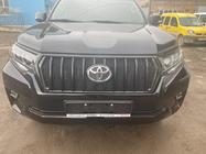 Toyota Land Cruiser Prado 150 2009-2023 Grille 2017↗ LED (Zeus Black, with Black Eyelids) photo 11