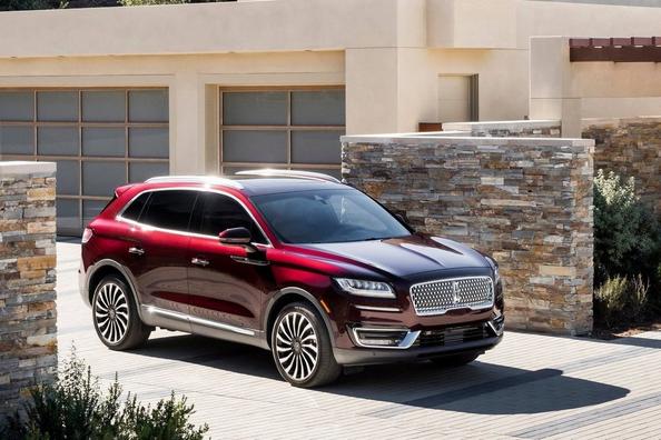 A review of the premium crossover Lincoln Nautilus