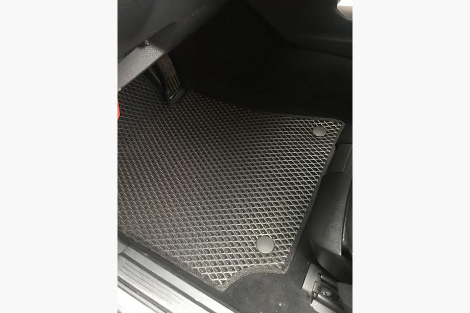 Mercedes E-class W212 2009-2016 EVA Floor Mats (black) Photo 2
