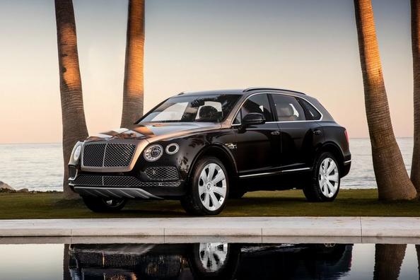 Browse luxury crossover Bentley Bentayga