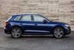 The second generation of the compact crossover Audi Q5 photo 11