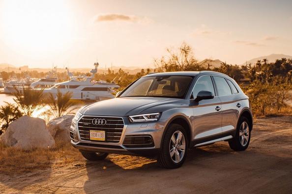 The second generation of the compact crossover Audi Q5