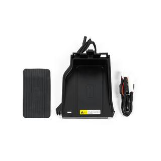 Wireless Phone Charging Kit (2015+) Toyota Land Cruiser 200 2007-2021 photo 3