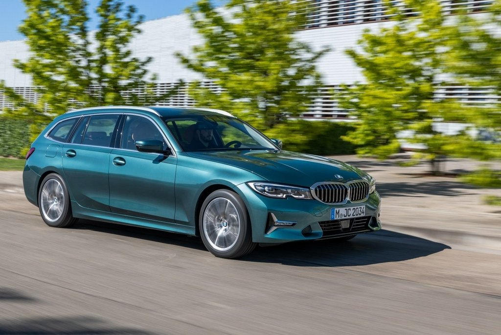 The seventh generation station wagon BMW 3-Series Touring