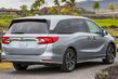 A review of eight full-size minivan Honda Odyssey photo 8