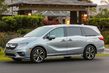 A review of eight full-size minivan Honda Odyssey photo 6