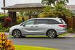 A review of eight full-size minivan Honda Odyssey photo 4