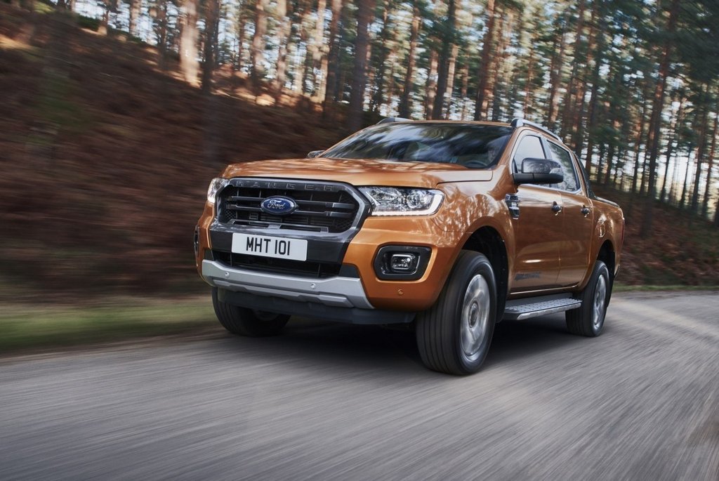 Overview all-wheel-drive pickup truck Ford Ranger