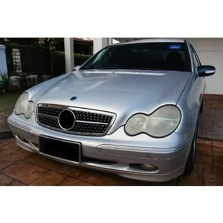 Front Grille Diamond Silver photo 1