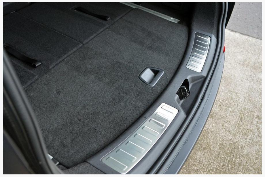 Land Rover Discovery Sport 2014- Rear bumper sill protector stainless steel (2 pcs) Photo 1