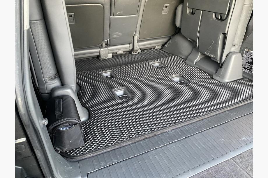 Toyota Land Cruiser 200 2007-2021 Trunk Mat 2 pcs (EVA, 7 seats, Black) Photo 5
