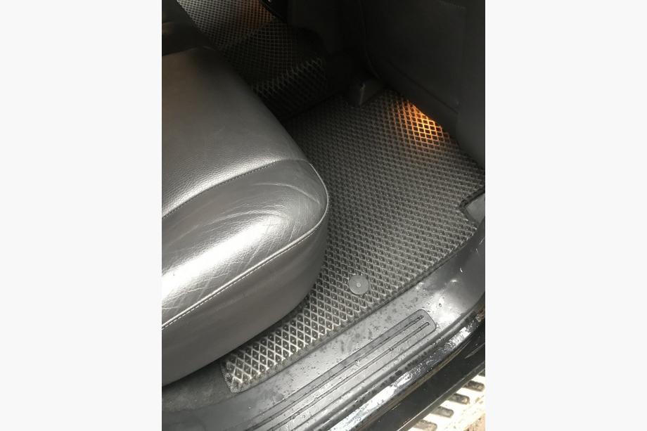 Volkswagen Touareg 2002–2010 EVA Floor Mats (black) Photo 4