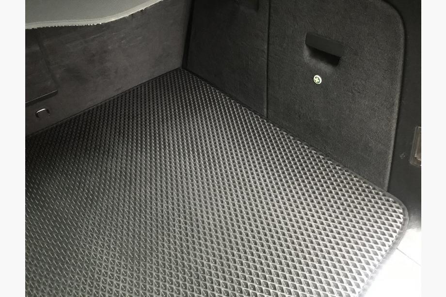 Volkswagen Touareg 2002–2010 Trunk Mat V1 (EVA, Black) Photo 3
