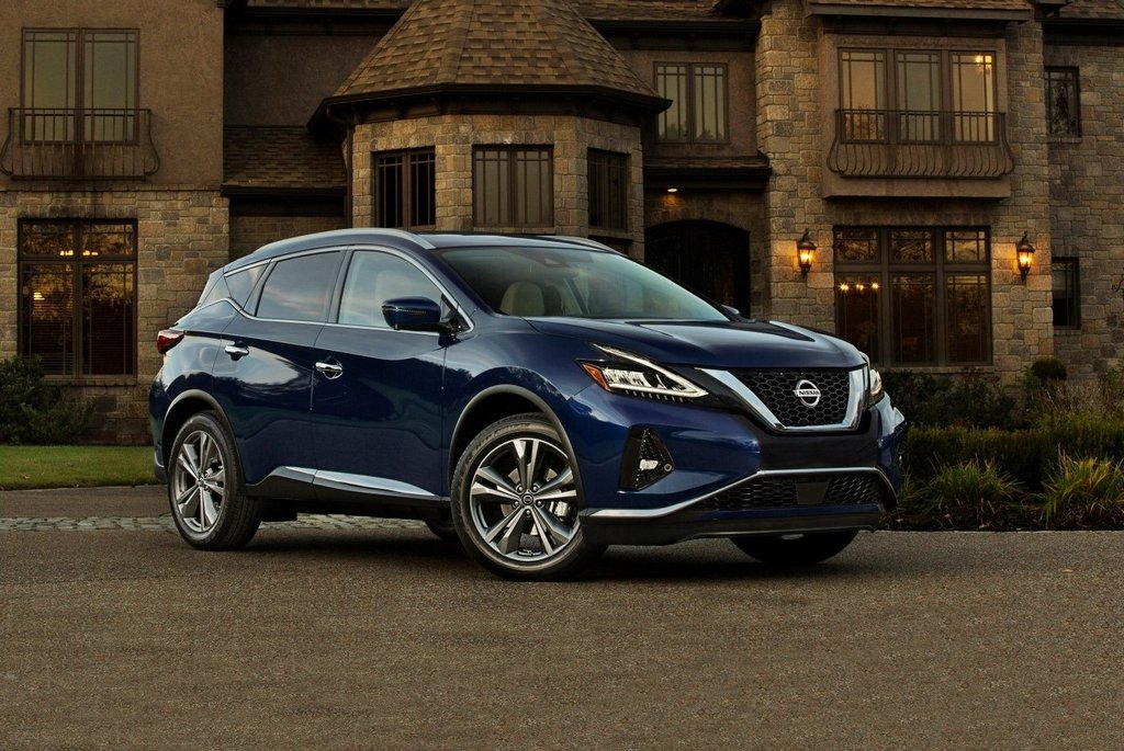 Review of the updated mid-size crossover Nissan Murano