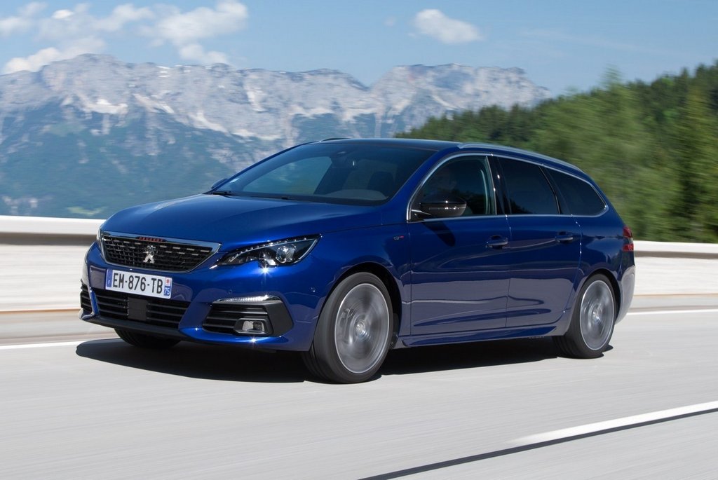 Review of the updated universal Peugeot 308 SW