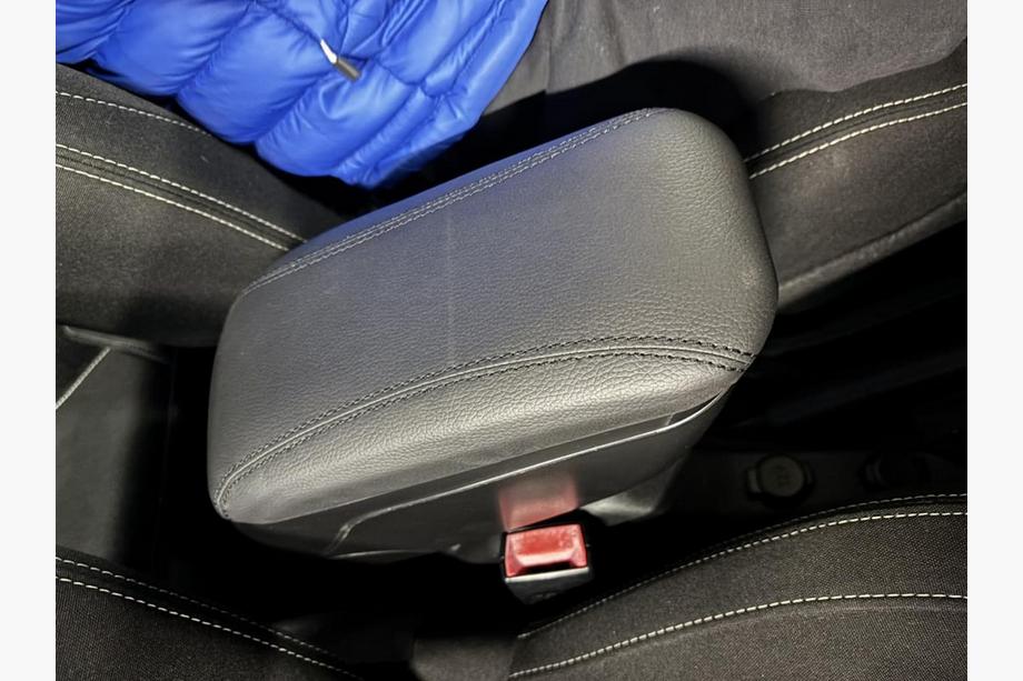 Universal Armrest V1 (black) Photo 4