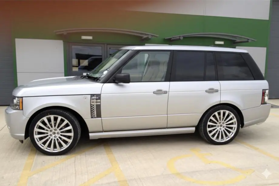 Range Rover III L322 2002-2012 Side Skirts Autobiography (2 pcs, ABS) Image