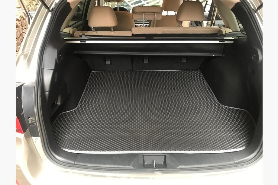 Subaru Outback 2014-2019 Trunk mat (black, EVA) Image