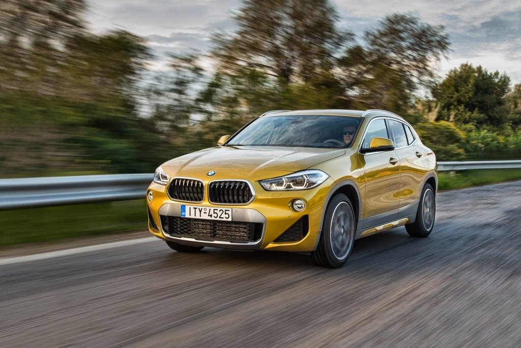 Kupeobrazny compact crossover BMW X2