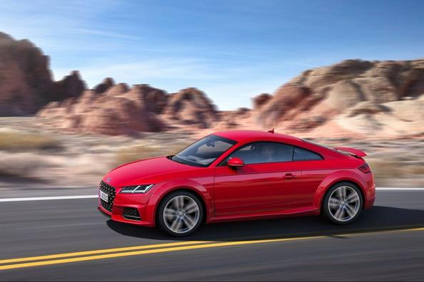 Review of the updated coupe Audi TT Coupe