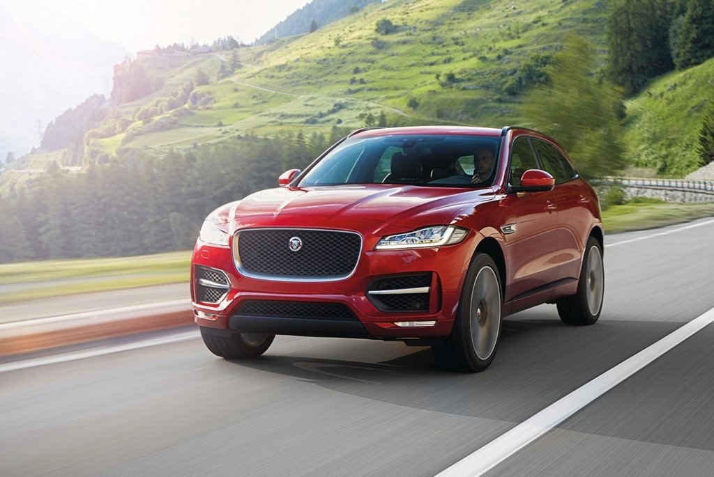 Midsize premium crossover Jaguar F-Pace