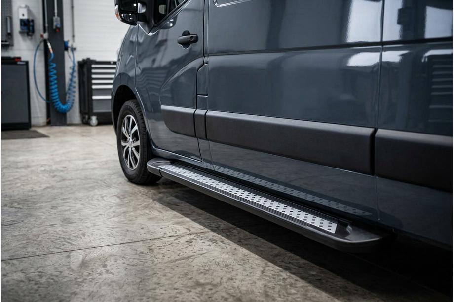 Nissan NV400 2010-2024 Side Steps New Vision Black (2 pcs, Aluminum) Image