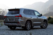 Premium SUV Lexus LX photo 7