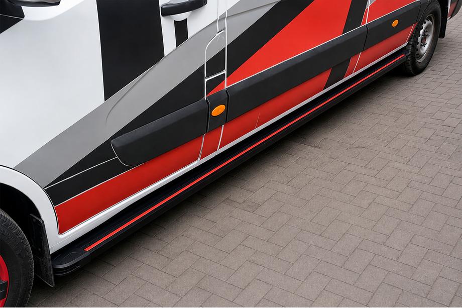 Renault Master 2011-2023 Side Steps Maya Red (2 pcs, Aluminum) Image