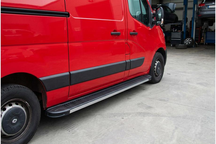 Renault Master 2011-2023 Side Steps Maya V1 (2 pcs, Aluminum) Image